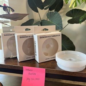 4 BNIB Stanley Tumbler/Quencher Lids